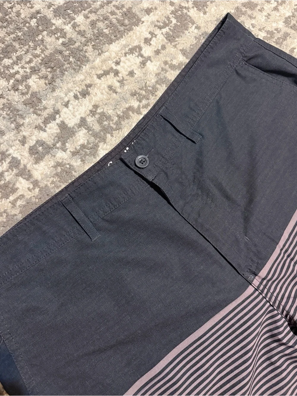 Goodfellow & Co Men’s Black and Grey Board Shorts, Size - L (34)